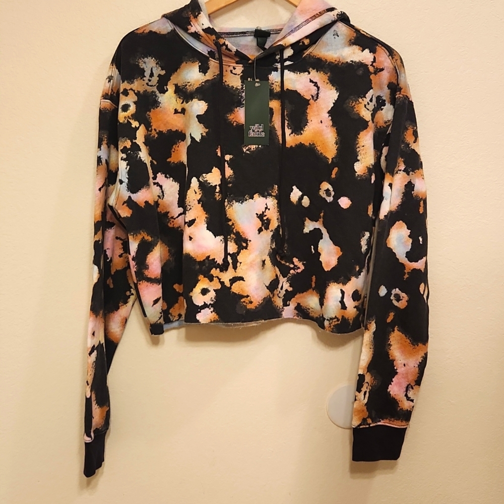 Wild Fabel Crop Hoodie - Picture 1 of 6